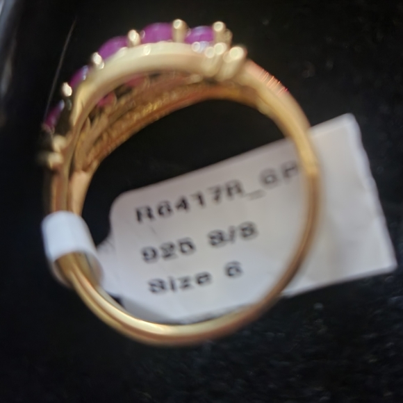 Ruby Ring - Picture 3 of 6